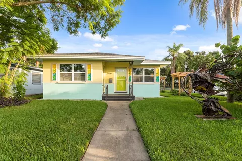 2558 2nd Ave S, Saint Petersburg, FL 33712