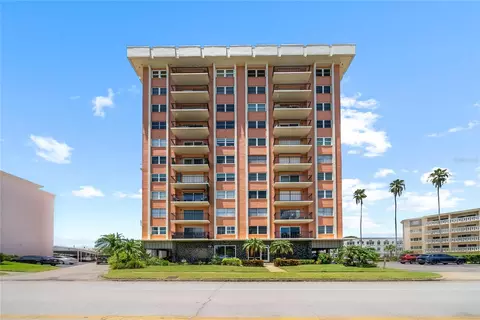1120 N Shore Dr NE #1005, Saint Petersburg, FL 33701