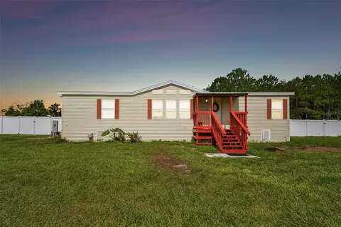 8805 Morash St, Zephyrhills, FL 33540