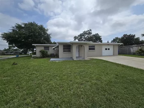 10512 121st Ave, Largo, FL 33773