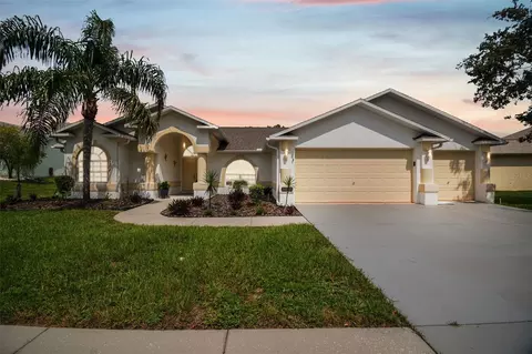 1086 Overland Dr, Spring Hill, FL 34608 photo 1
