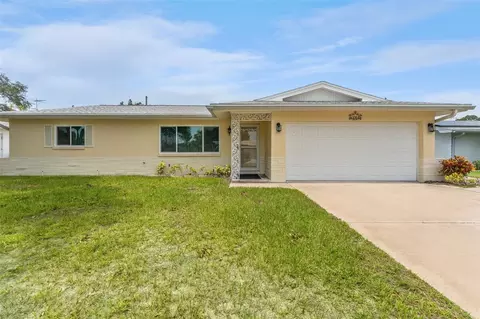 1762 Bentley St, Clearwater, FL 33755