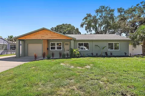 1108 Robinson Dr N, Saint Petersburg, FL 33710