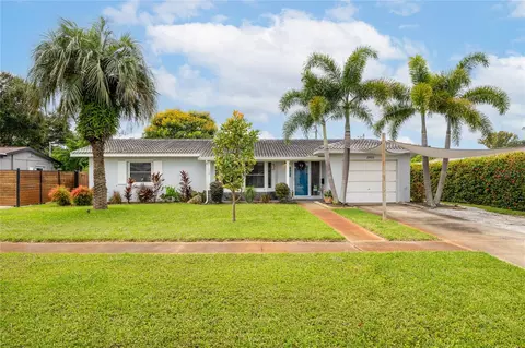 5950 33rd Ave N, Saint Petersburg, FL 33710