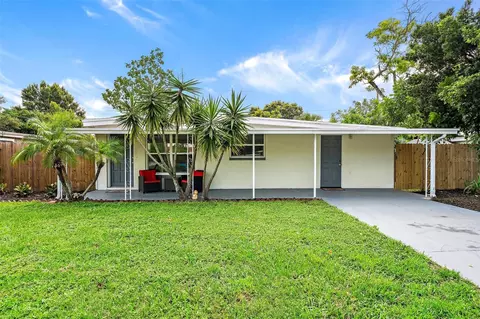 9157 82nd Way, Seminole, FL 33777