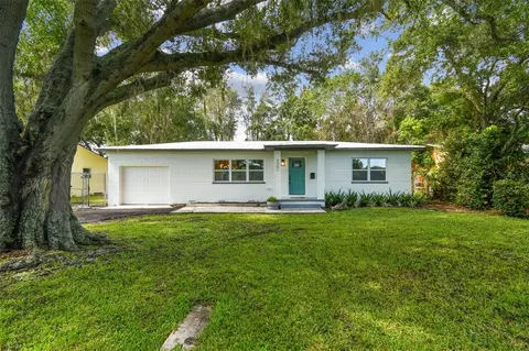 2301 Murilla Way S, Saint Petersburg, FL 33712