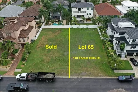 110 Forest Hills Dr, Redington Shores, FL 33708