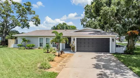 11829 93rd Way N, Largo, FL 33773