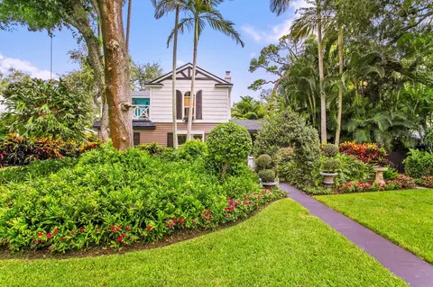 140 27th Ave N, Saint Petersburg, FL 33704
