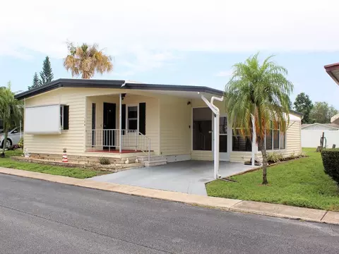 109 Royal Palm Cir, Largo, FL 33778