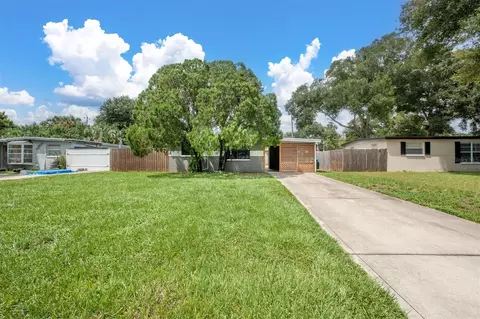 8543 92nd Ter, Seminole, FL 33777