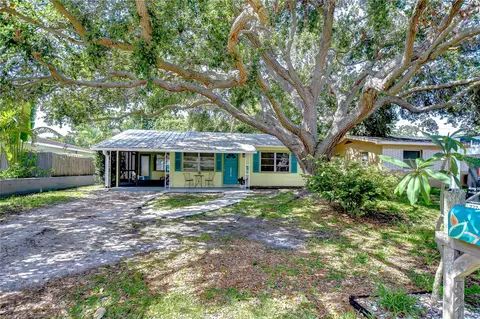 5210 Newton Ave S, Gulfport, FL 33707