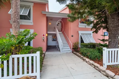 3675 41st Way S #J, Saint Petersburg, FL 33711