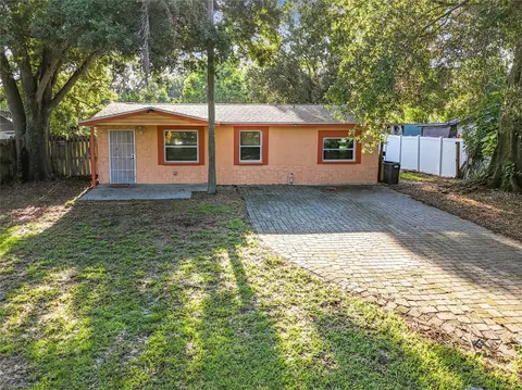8909 68th St N, Pinellas Park, FL 33782