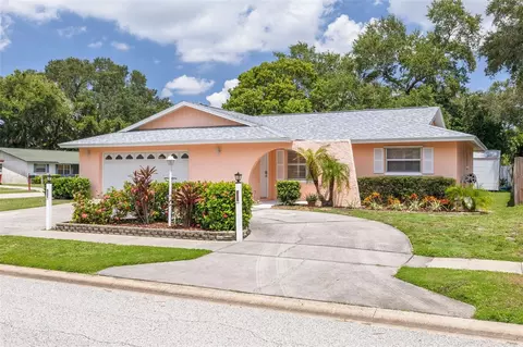 7297 56th Ave N, Saint Petersburg, FL 33709