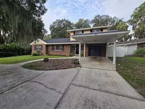 1011 Gunston St, Leesburg, FL 34748