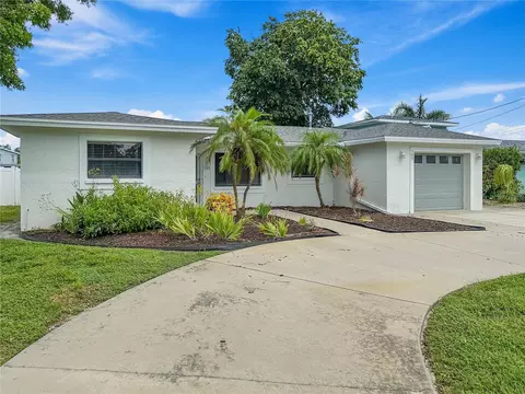143 92nd Ave NE, Saint Petersburg, FL 33702