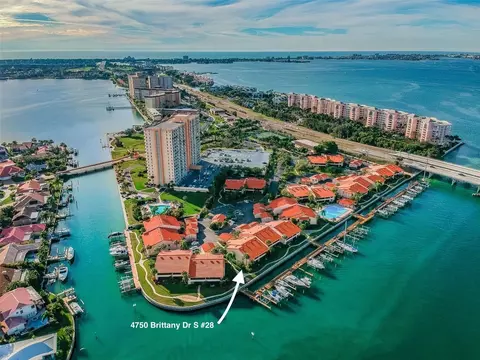4750 Brittany Dr S #28, Saint Petersburg, FL 33715