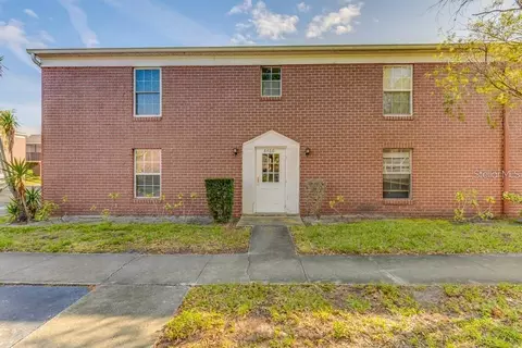 8460 13th St #B, Saint Petersburg, FL 33702