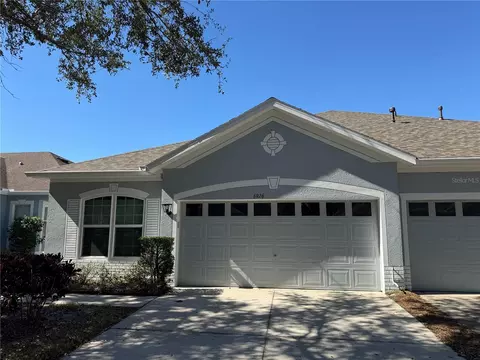 6926 Surrey Oak Dr, Apollo Beach, FL 33572