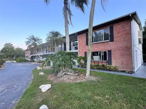 1345 Drew St #3, Clearwater, FL 33755
