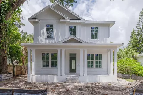 1051 18th Ave N, Saint Petersburg, FL 33704