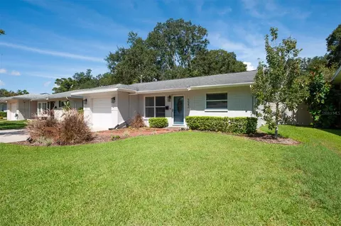 5542 Atlantic Ave N, Saint Petersburg, FL 33703