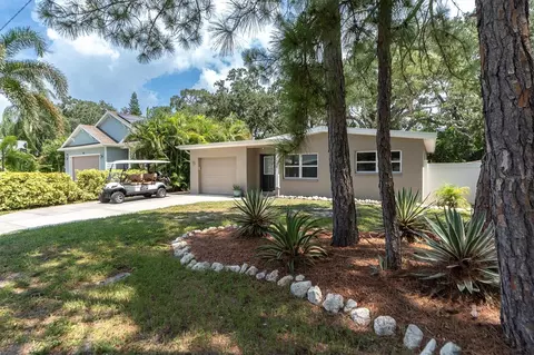 926 Gulf View Blvd, Dunedin, FL 34698