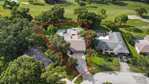 2800 Meadow Hill Dr N, Clearwater, FL 33761