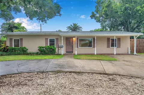 5680 Cedar St NE, Saint Petersburg, FL 33703
