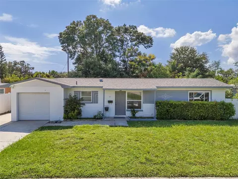 6624 16th St N, Saint Petersburg, FL 33702
