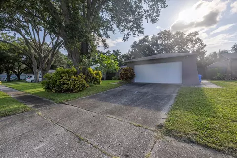 11307 Longhill Dr N, Pinellas Park, FL 33782