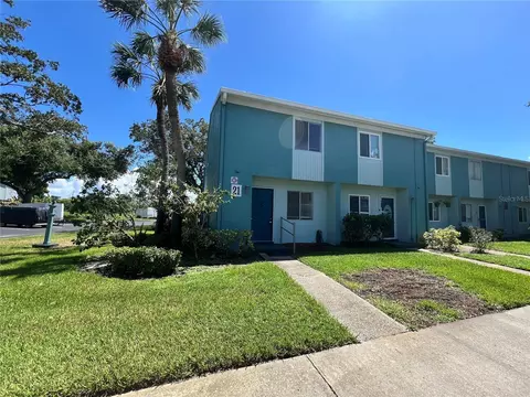 182 114th Ter NE #182, Saint Petersburg, FL 33716