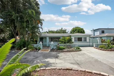 6142 43rd Ave N, Saint Petersburg, FL 33709