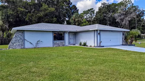 933 S Apopka Ave, Inverness, FL 34452