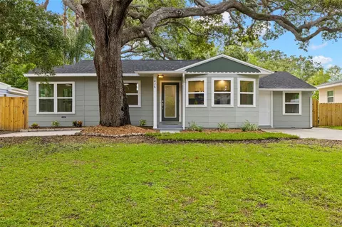 1426 San Mateo Dr, Dunedin, FL 34698