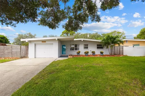11610 116th St, Largo, FL 33778