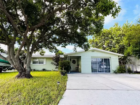 4920 Odyssey Ave, Holiday, FL 34690