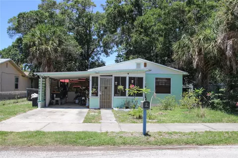 1719 York St S, Gulfport, FL 33707