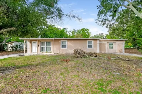 4290 Neptune Dr SE, Saint Petersburg, FL 33705
