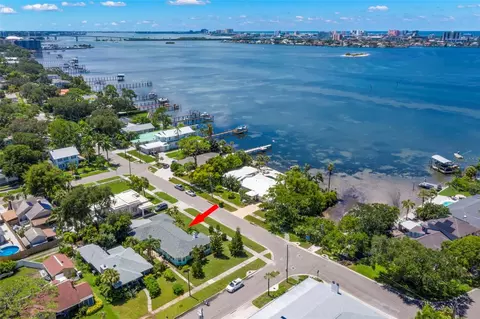 1815 Sunset Dr, Clearwater, FL 33755