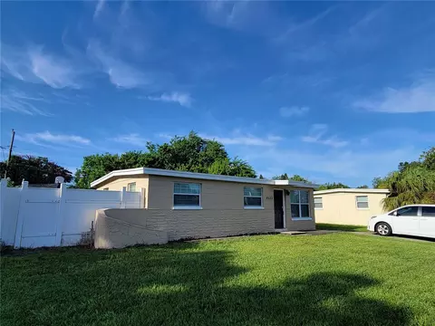8620 94th Ave, Seminole, FL 33777