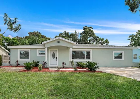 5530 5530 12 7th Ave N, Saint Petersburg, FL 33710
