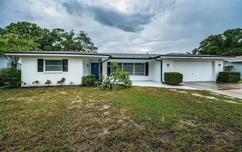 2421 Summerlin Dr, Clearwater, FL 33764
