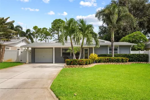 10265 63rd Ave, Seminole, FL 33772