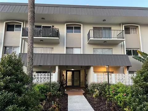 4606 W Gray St #205, Tampa, FL 33609