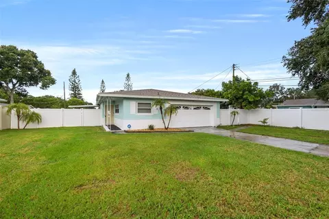5594 104th Way, Seminole, FL 33772