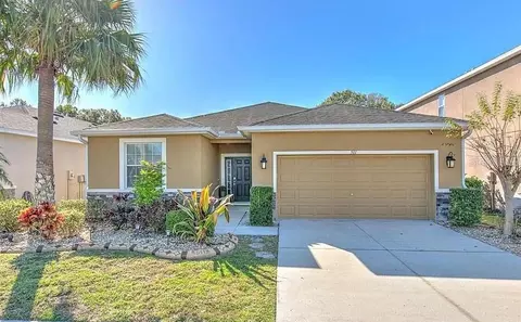 511 Corbett Bluff Dr, Ruskin, FL 33570