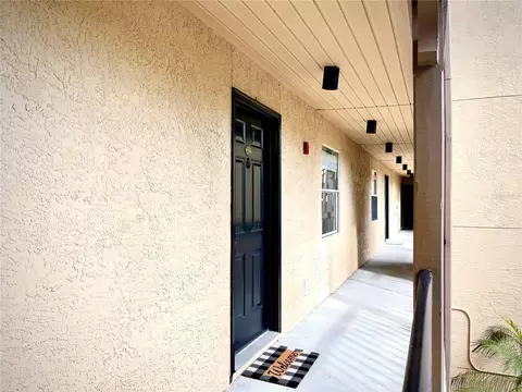 2400 Feather Sound Dr #124, Clearwater, FL 33762