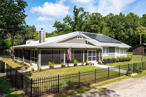 33719 Sickler Dr, Dade City, FL 33523